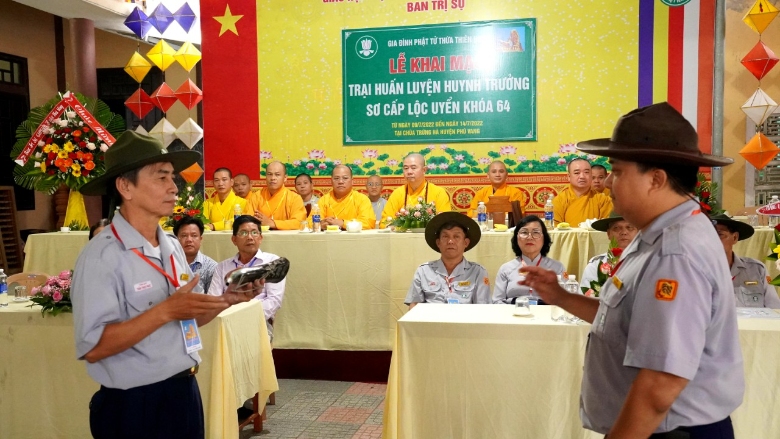 khai mac loc uyen 64 nam 2022 0