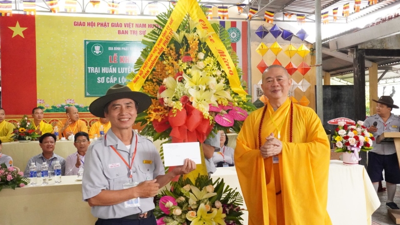 khai mac loc uyen 64 nam 2022 0