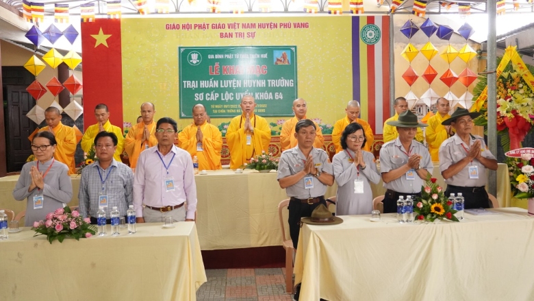 khai mac loc uyen 64 nam 2022 0