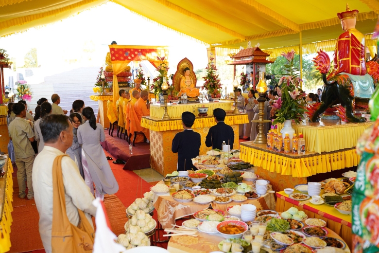 trai dan chan te huyen phu vang 2022 1