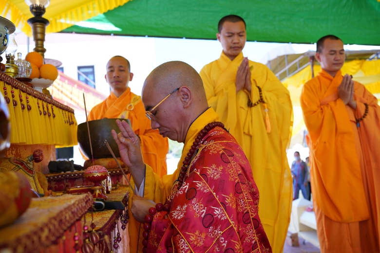 trai dan chan te huyen phu vang 2022 1