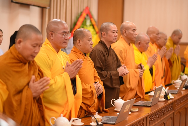 khai truong van phong dien tu