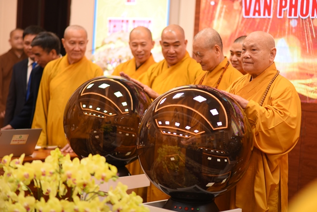 khai truong van phong dien tu