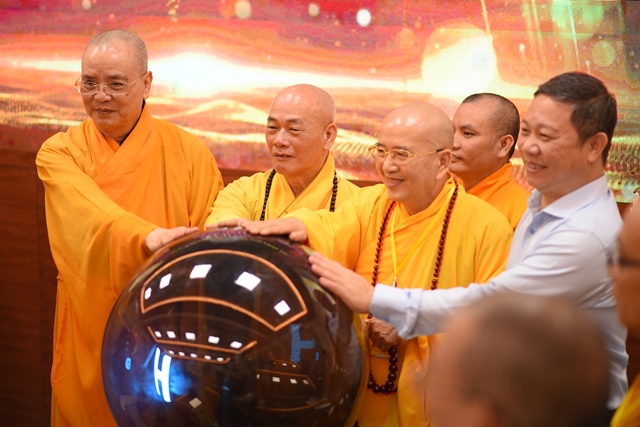 khai truong van phong dien tu