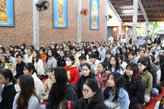 Khóa tu dành cho đạo tràng, thanh thiếu niên Phật tử tại chùa Giác Thế