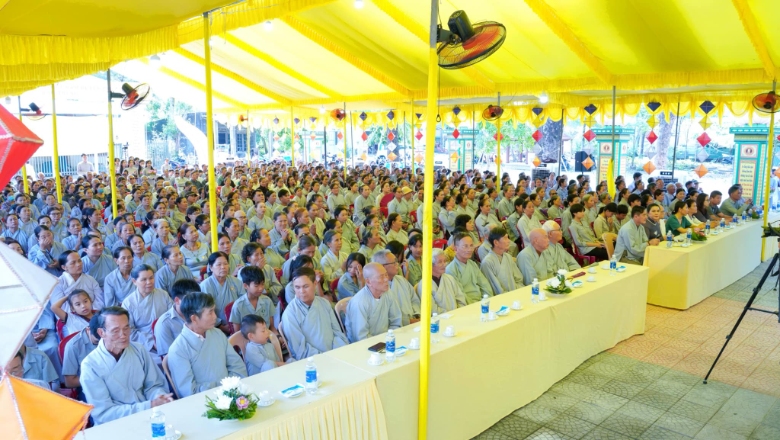 huong sen dau ha 2024 31