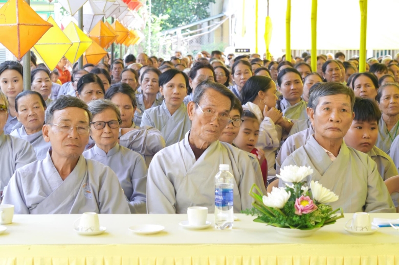 huong sen dau ha 2024 31