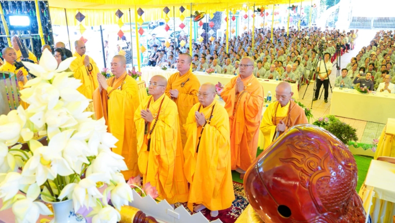 huong sen dau ha 2024 31