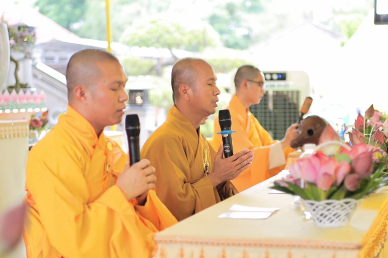 huong sen dau ha 2024 31