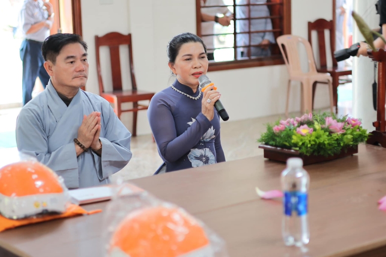 huong sen dau ha 2024 31