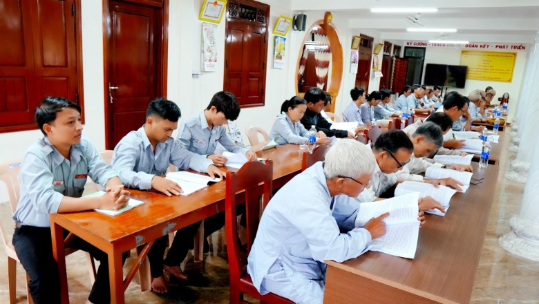 trien khai phap luat tin nguong nam 2024 12