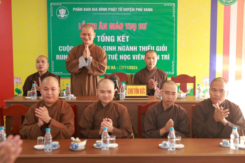 ngay nha giao viet nam 2024 1