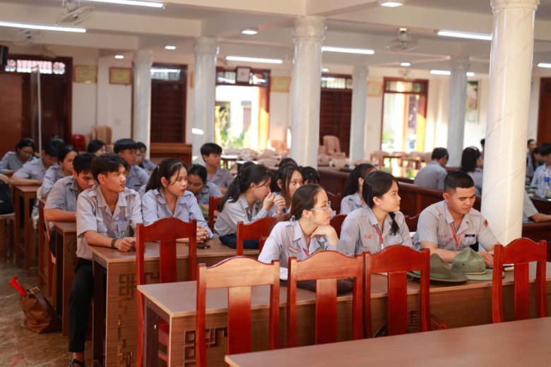 ngay nha giao viet nam 2024 1