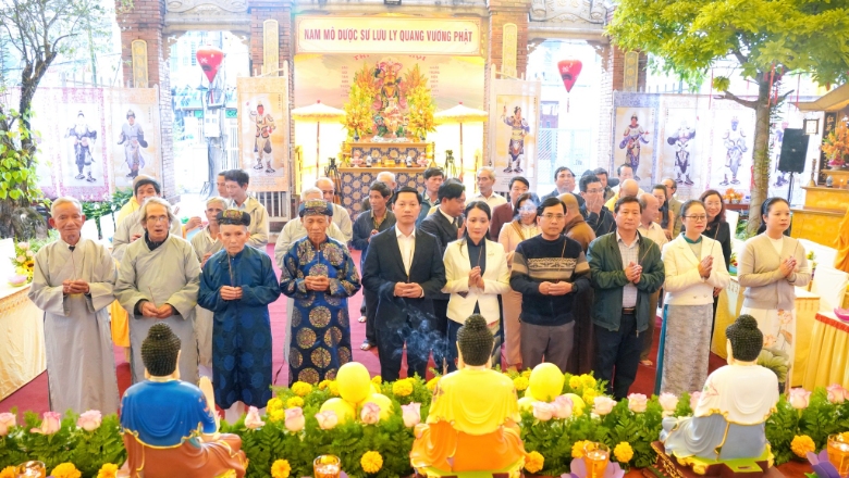 20 nam nha tu chua ngoc anh 10