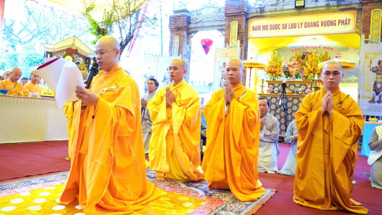20 nam nha tu chua ngoc anh 3
